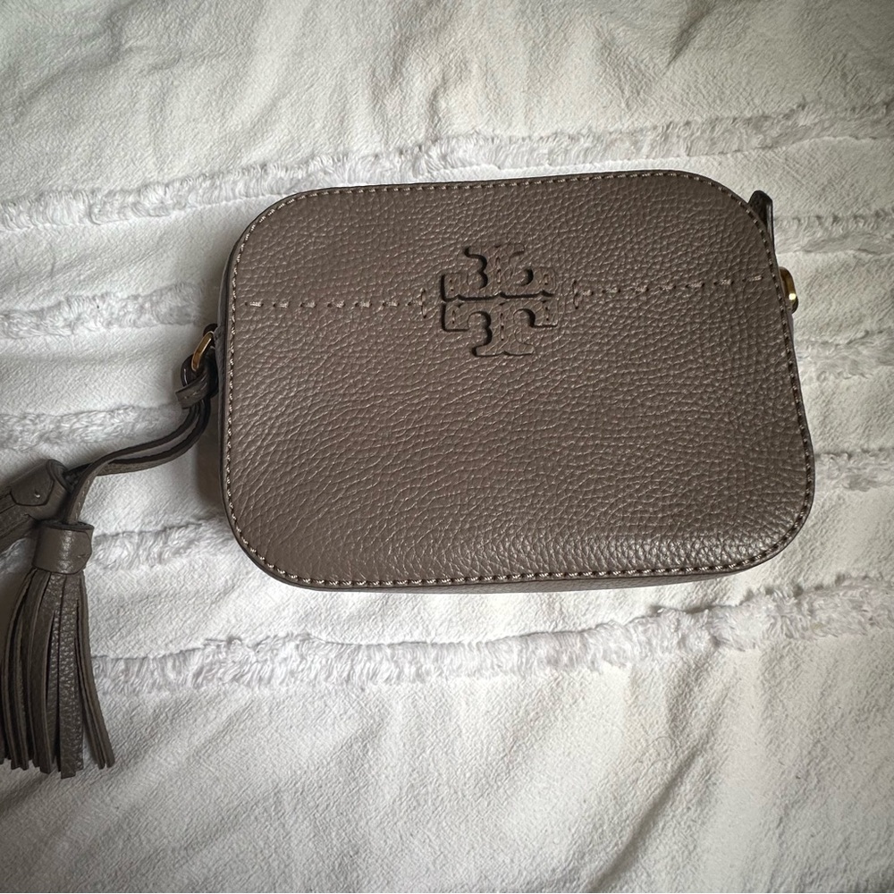 Tory Burch McGraw leather camera crossbody - grey